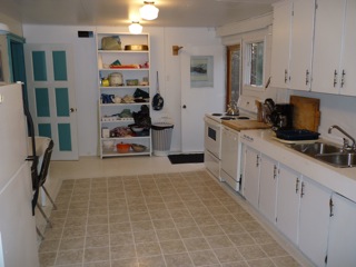 Cottage Studio kitchen